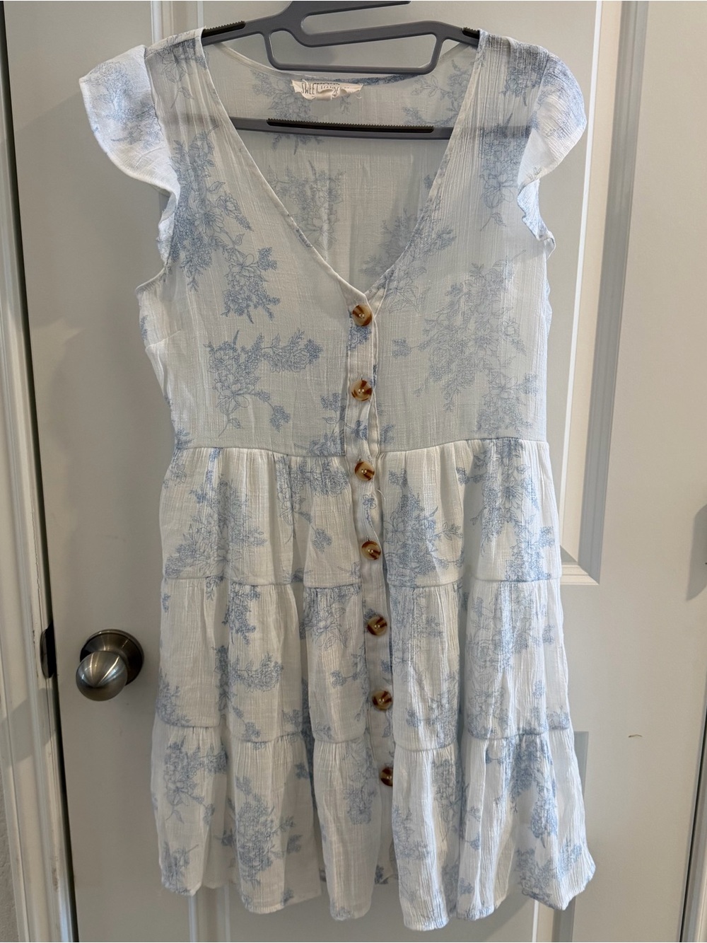 Sweet Wanderer White and Light Blue Floral Button-Front Dress